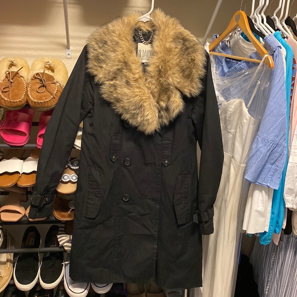 Light trench coat